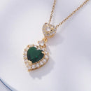 قلادة القلب الزمردي الراقية