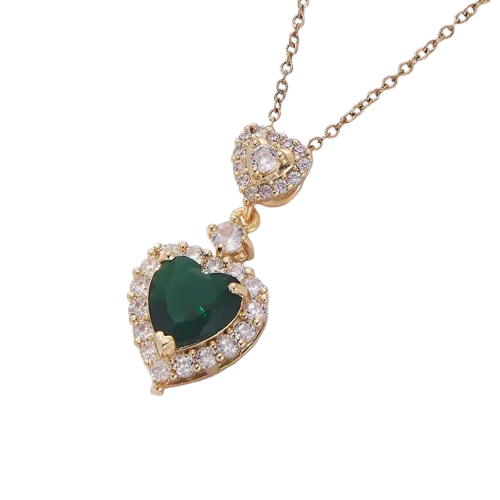 قلادة القلب الزمردي الراقية